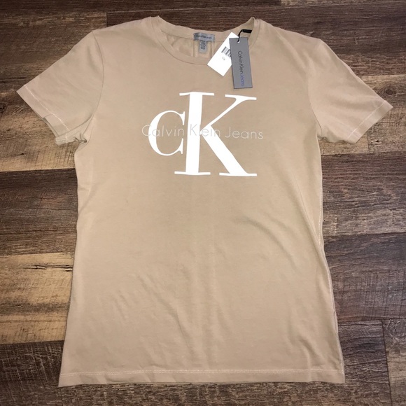 ⚡️NEW WITH TAG⚡️Slim Fit Calvin Klein Logo T-Shirt - Picture 2 of 3